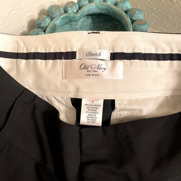 NWOT Y2K Almost Vintage Old Navy Cropped‎ Pants - Picture 6 of 8